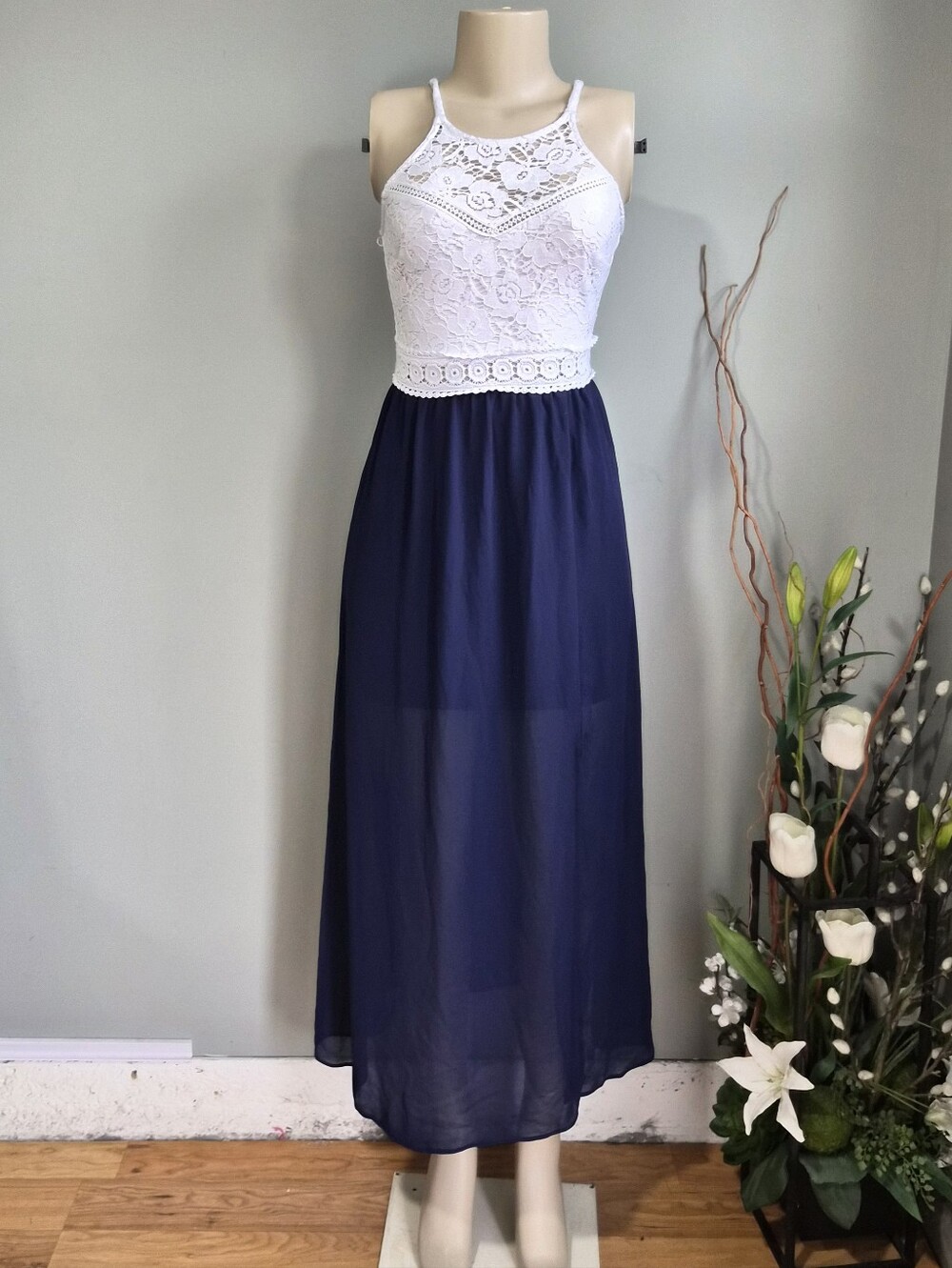 A.Byer White Lace & Navy Chiffon Maxi Dress Size 3